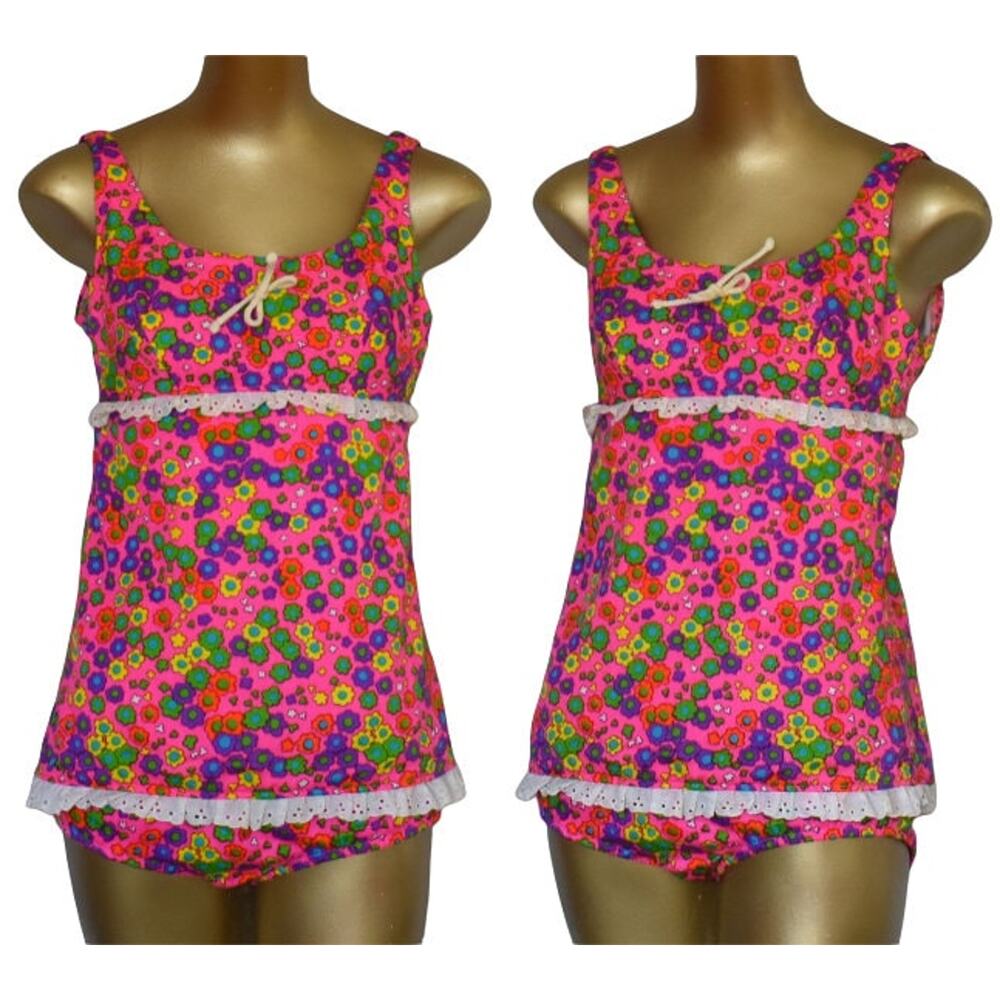 Vintage 60s Two Piece Swimsuit, Mod Floral Print Barkcloth, Eyelet Trim, Size S